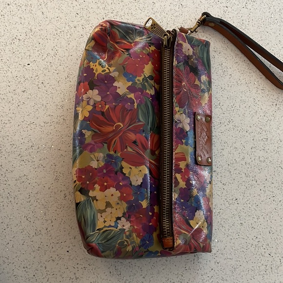 Patricia Nash wristlet nwt - Picture 8 of 8